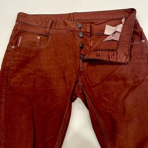 G-STAR RAW rust colored denim jeans in very good condition.